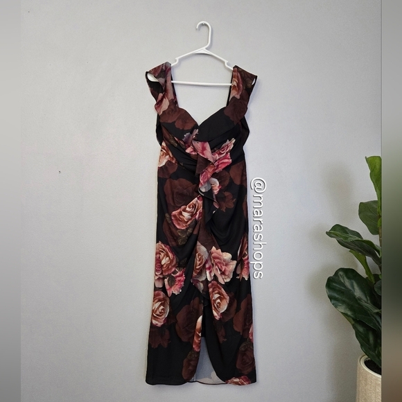 City Chic Seduction Floral Cold Shoulder Dress - Picture 2 of 6